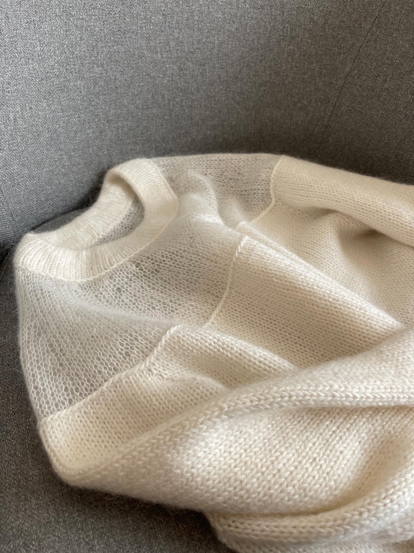 Create a beautiful Heaven Blouse using MorecaKnit's knitting pattern with a mesh design