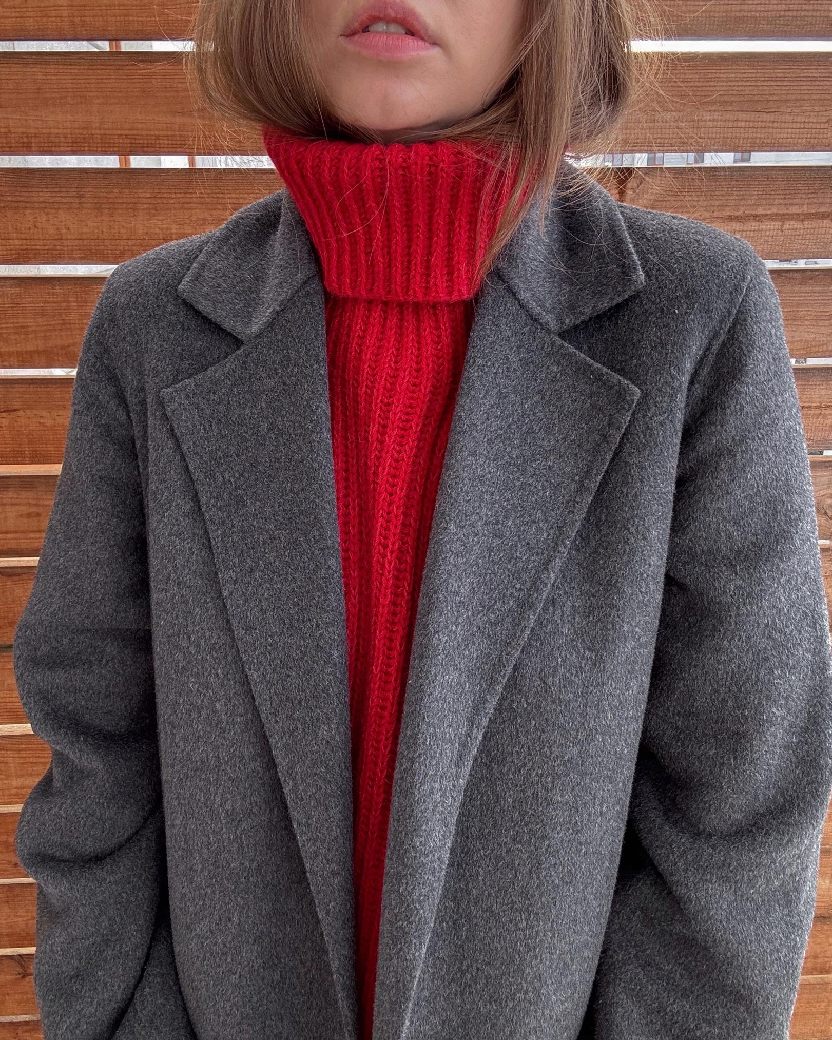 Woolen elegance in Bobbi Neck Warmer knitting pattern, ideal for winter fashion.