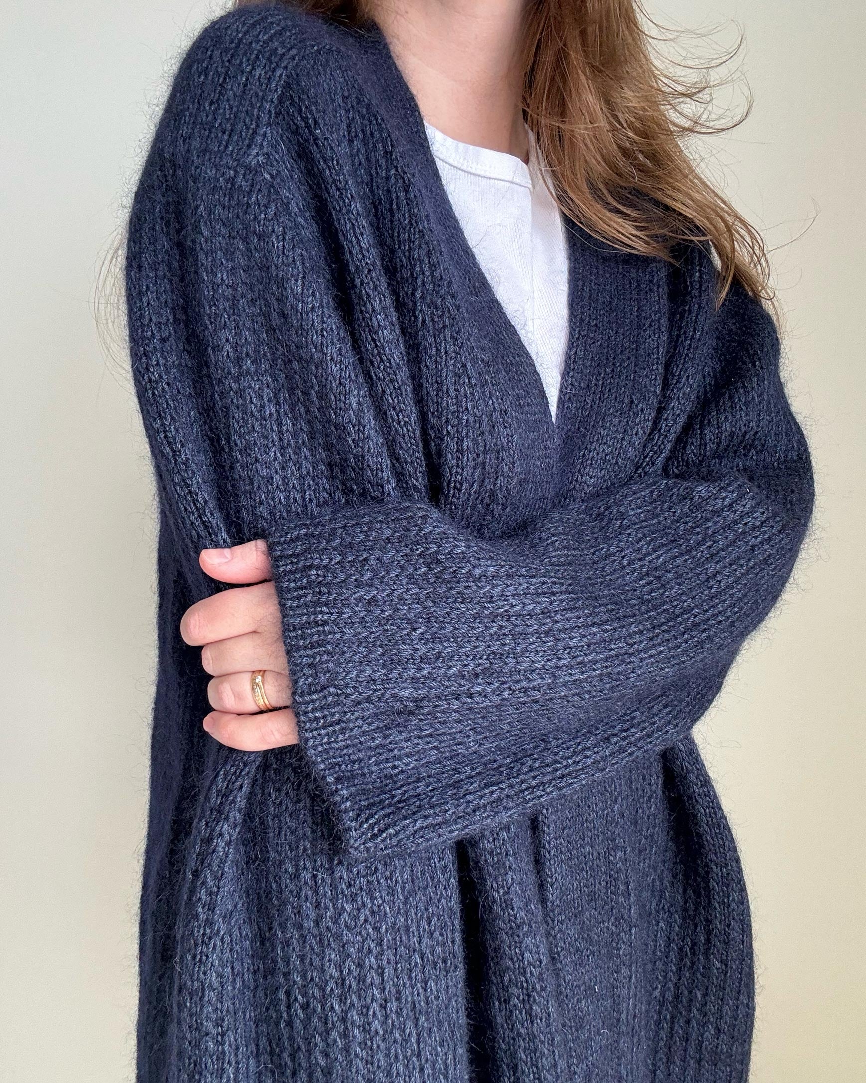 Sophisticated navy blue Chantal Cardi tutorial by morecaknit.