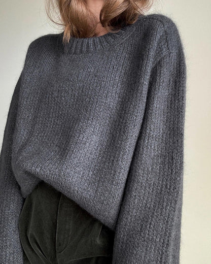 Knitwear tutorial for Chantal Sweater, a relaxed fit pullover ideal for women, with a soft and luxurious feel.