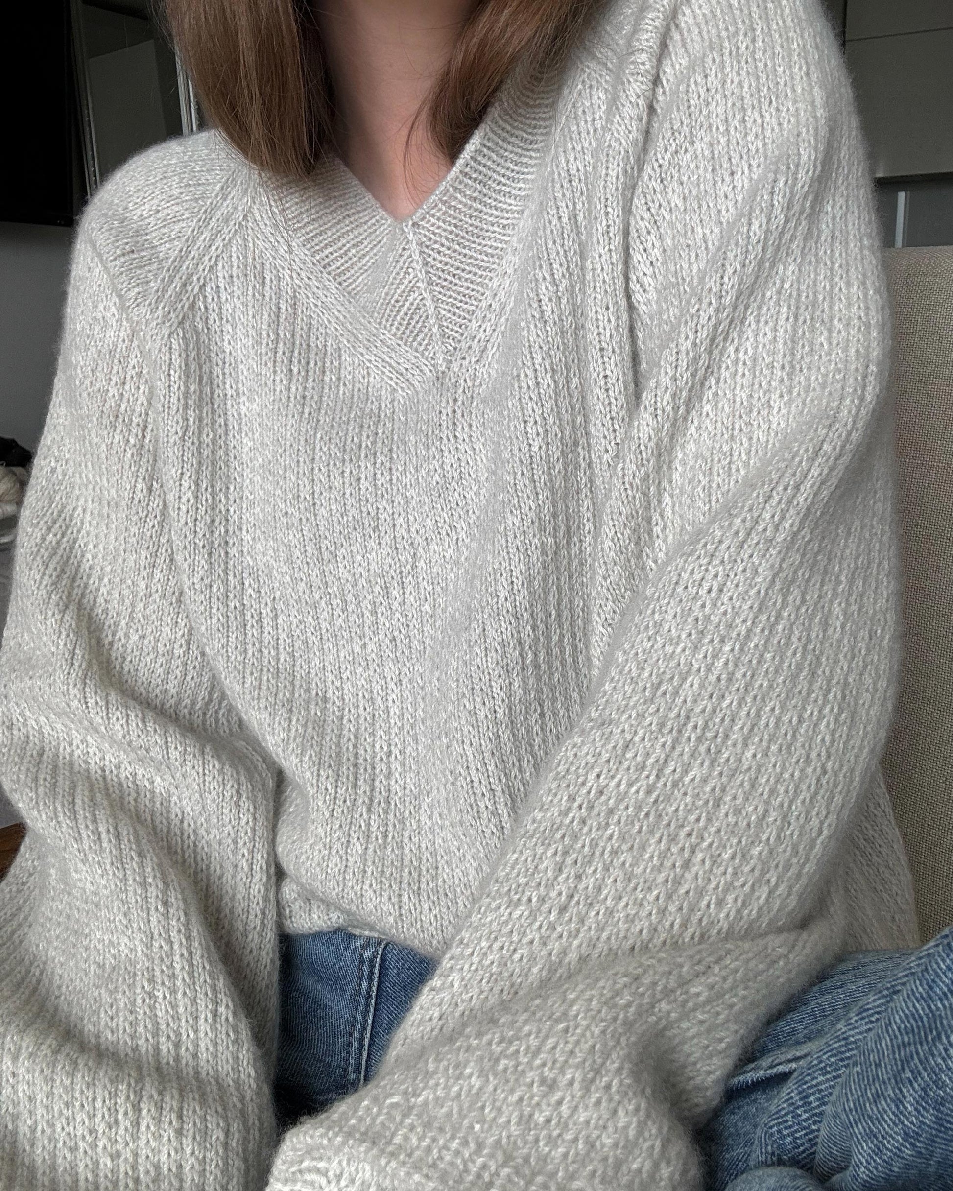 Knitting pattern Chantal Sweater V-neck – Morecaknit Knitting