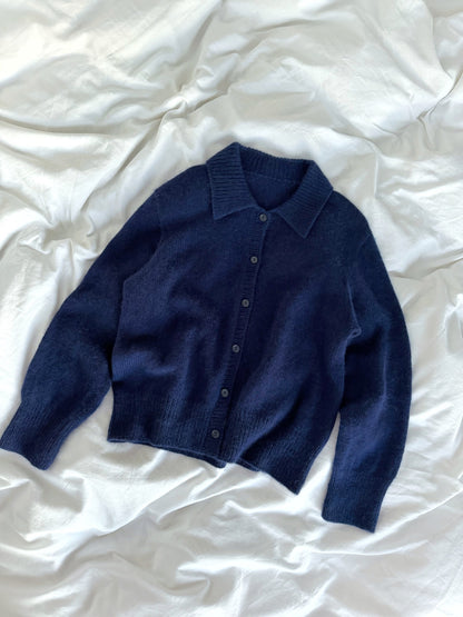 칼라와 앞단 디테일, folded edge와 더블 니팅 마감, 깔끔한 라인이 보이는 Charlie Cardigan 튜토리얼