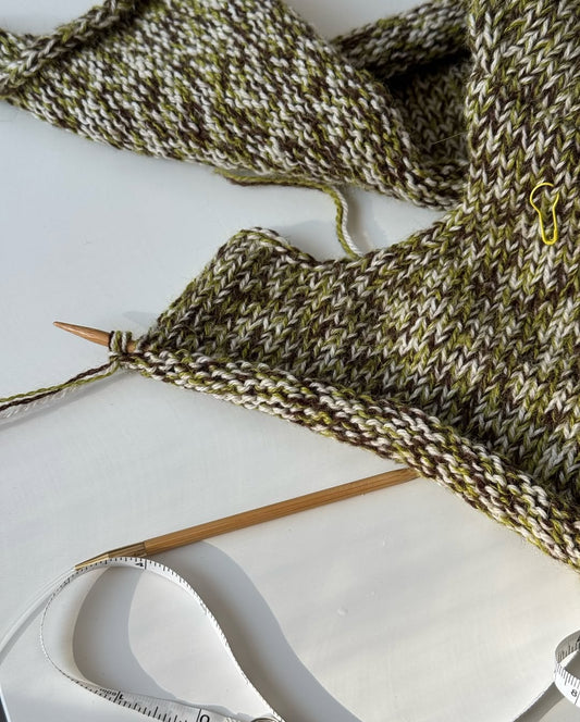 Luna Zip Sweater [Expected Pattern]